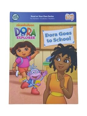 LeapFrog TAG Reading Book - Dora Goes to School (Pink & Purple)